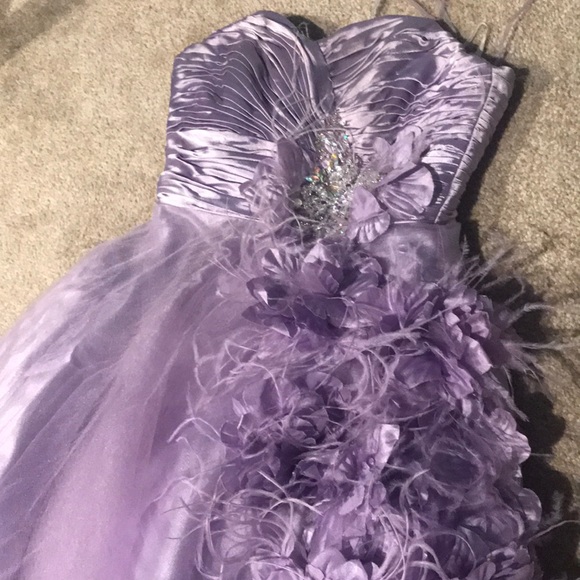 Lilac Maccduggal prom dress - Picture 3 of 4